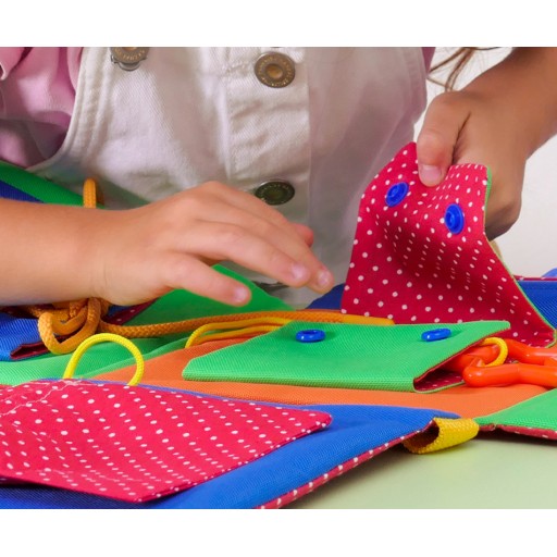 Lernspiel «Busy Board für Kleinkinder»